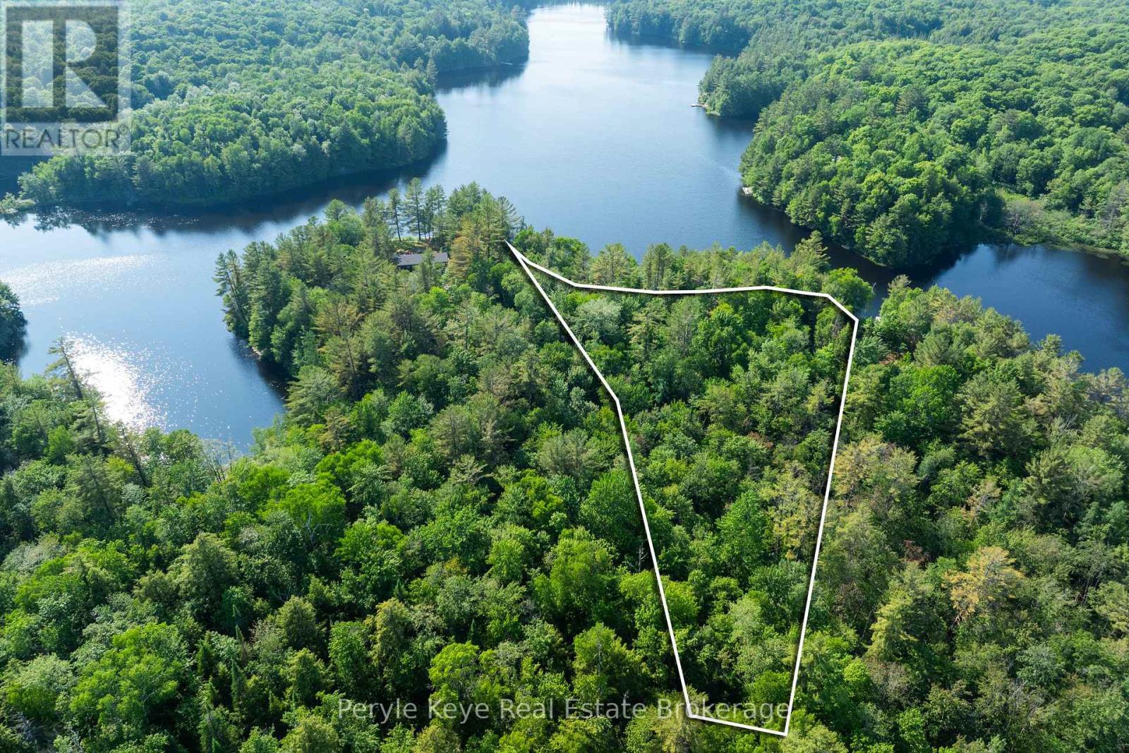 1544 South Lancelot Road, Huntsville, Ontario  P0B 1M0 - Photo 8 - X12241198