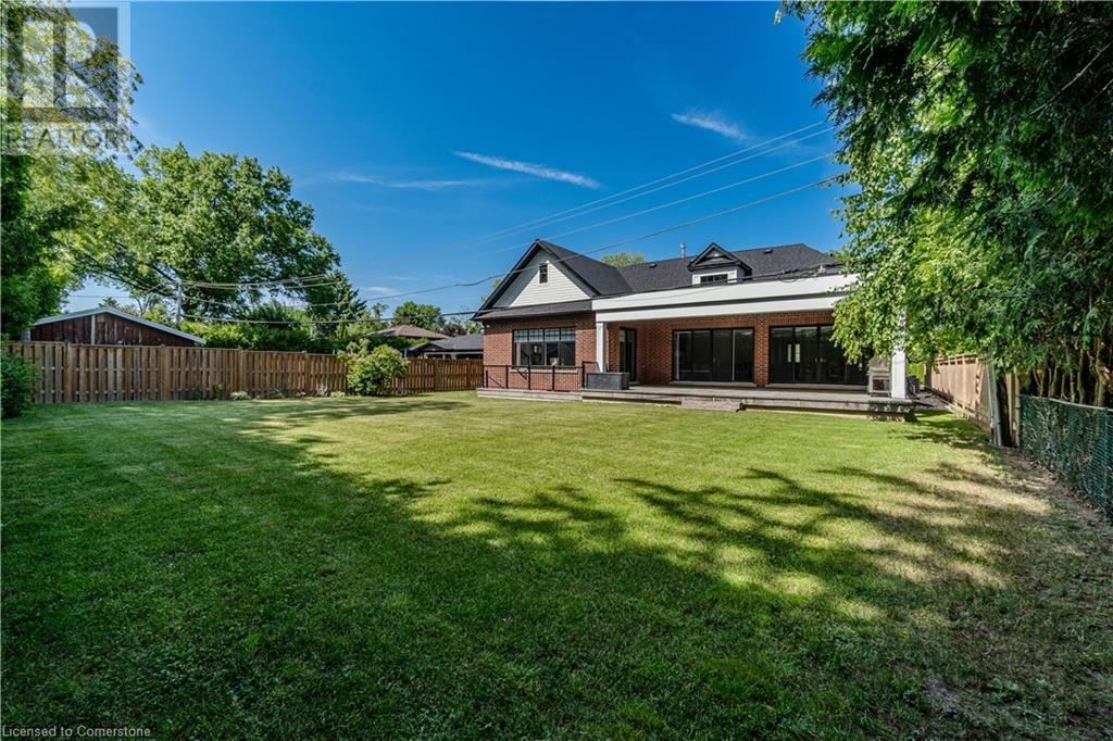 160 White Pines Drive, Burlington, Ontario  L7L 4E4 - Photo 39 - 40743968