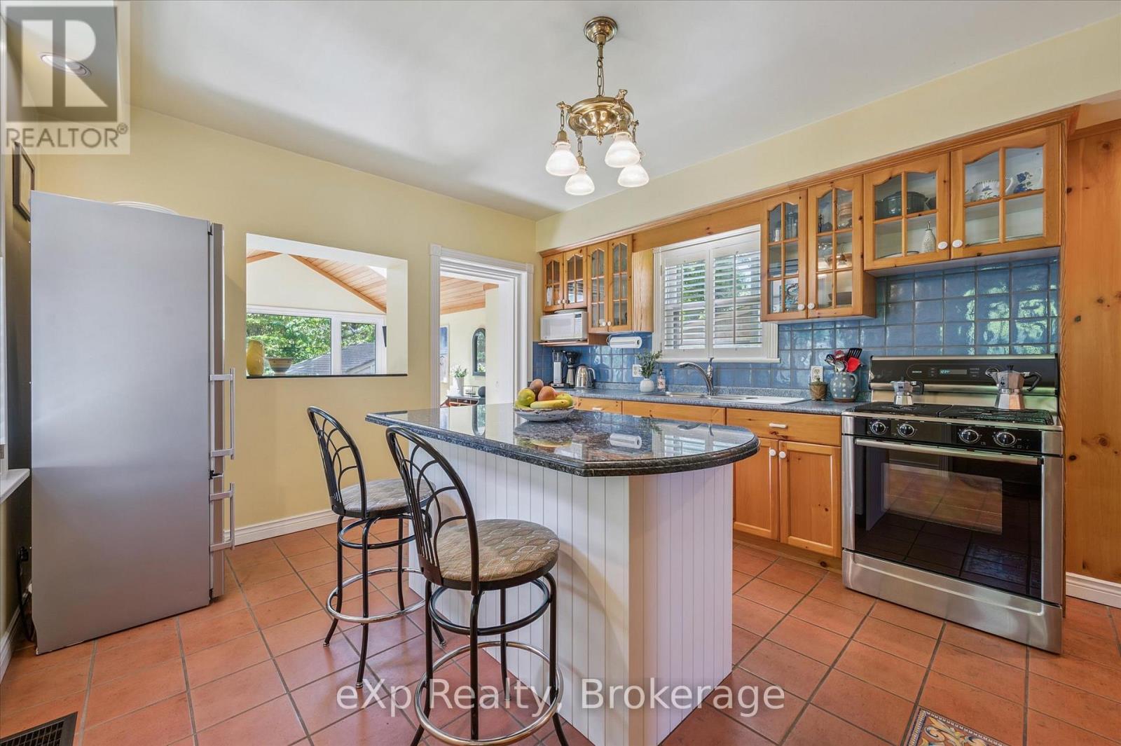 72 Kathleen Street, Guelph, Ontario  N1H 4Y3 - Photo 15 - X12241238