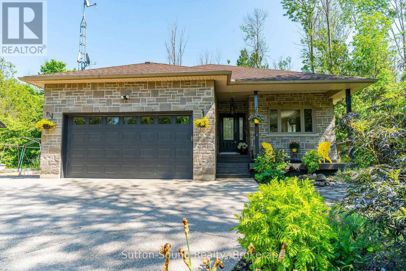 170 LAKESHORE ROAD, Georgian Bluffs, Ontario