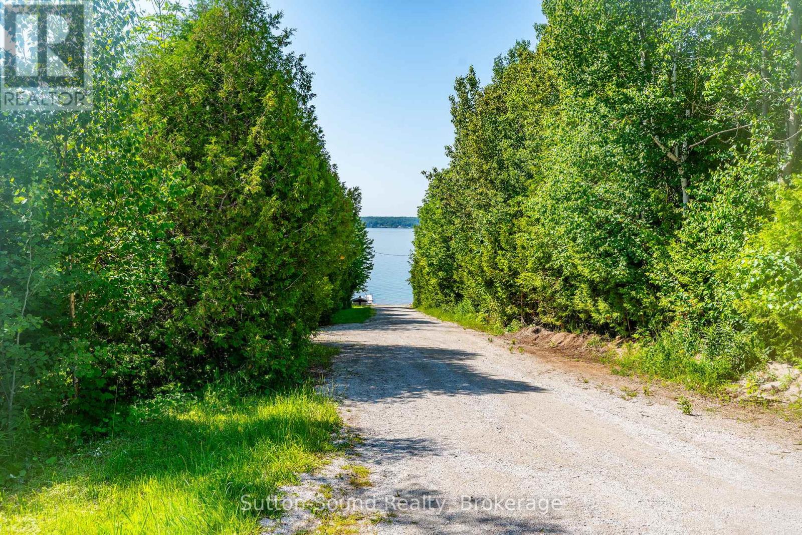 170 Lakeshore Road, Georgian Bluffs, Ontario  N0H 2T0 - Photo 50 - X12241272