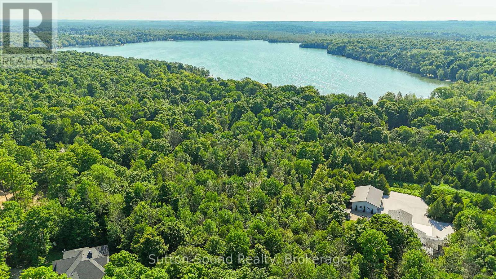 127 Big Rock Road, Georgian Bluffs, Ontario  N0H 2K0 - Photo 2 - X12241273