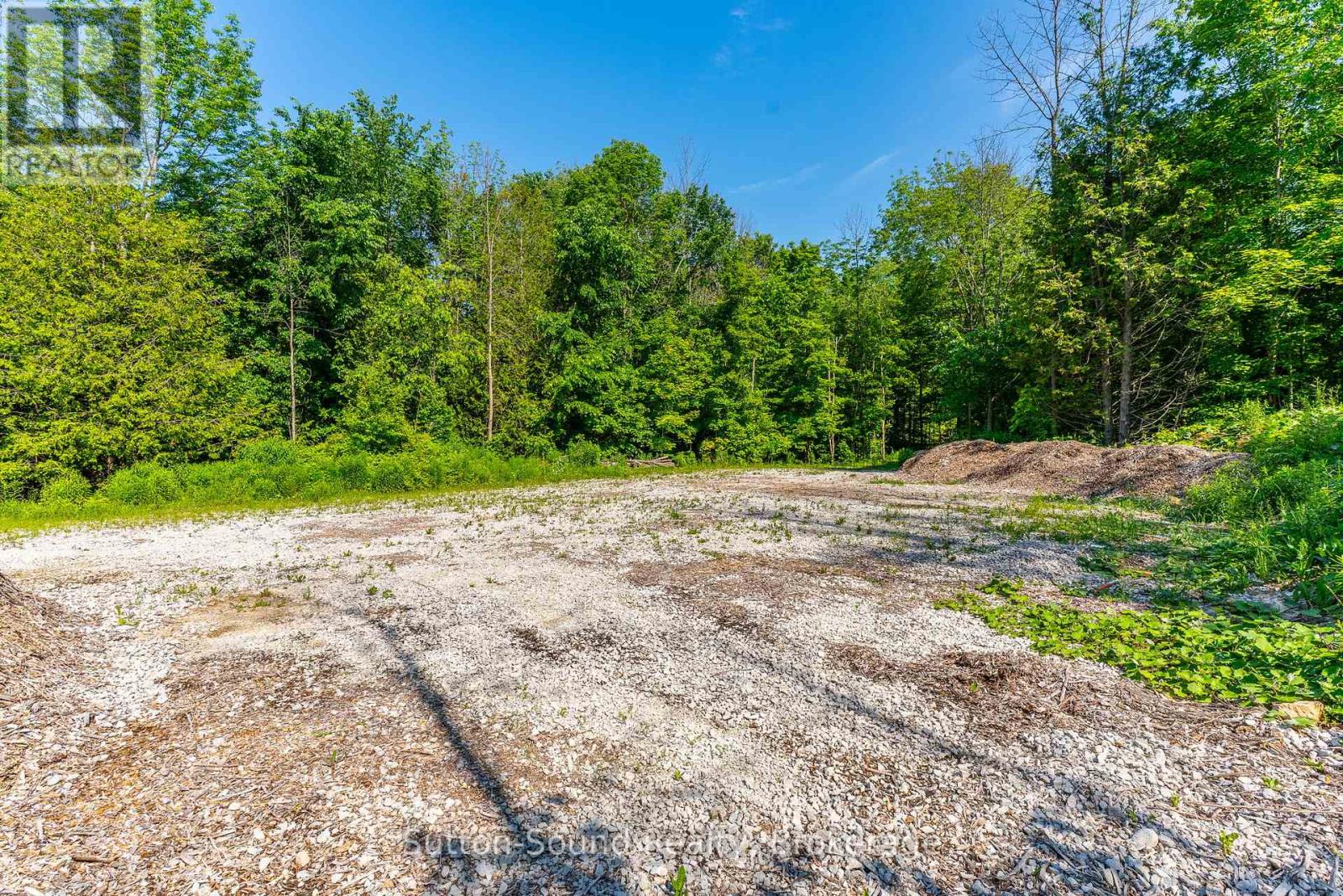 127 Big Rock Road, Georgian Bluffs, Ontario  N0H 2K0 - Photo 7 - X12241273