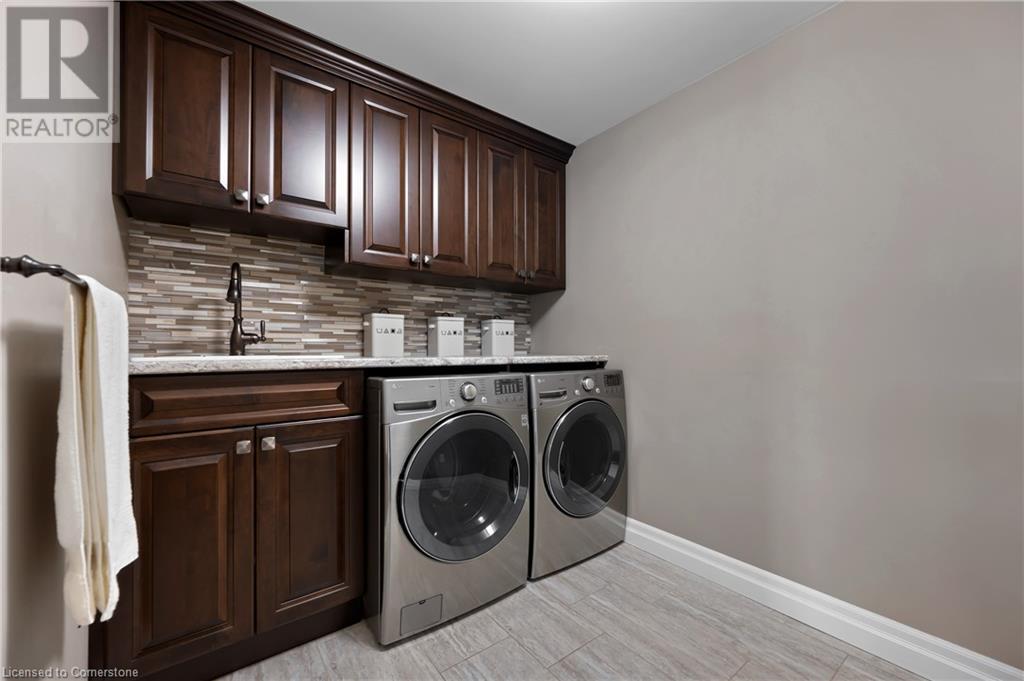 546 Manor Ridge Crescent, Waterloo, Ontario  N2K 0B4 - Photo 35 - 40744150