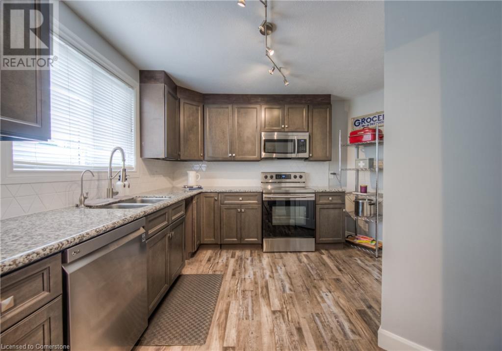 60 Elmsdale Drive Unit# 30, Kitchener, Ontario  N2E 2G4 - Photo 20 - 40734023