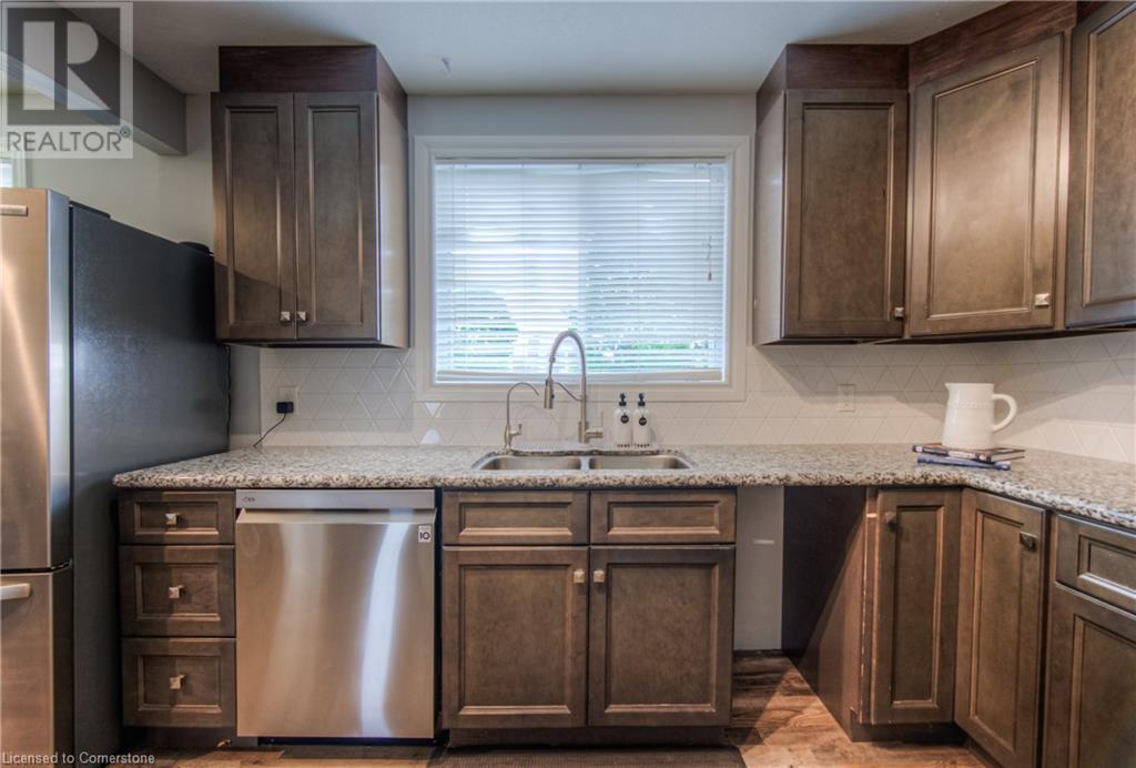 60 Elmsdale Drive Unit# 30, Kitchener, Ontario  N2E 2G4 - Photo 23 - 40734023