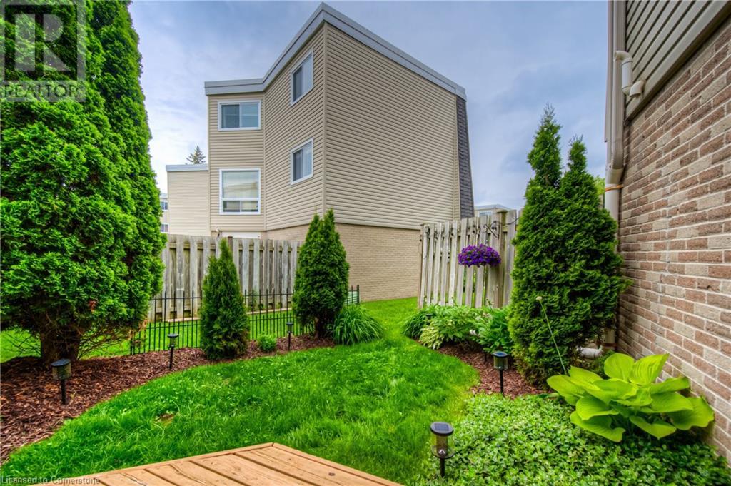 60 Elmsdale Drive Unit# 30, Kitchener, Ontario  N2E 2G4 - Photo 41 - 40734023