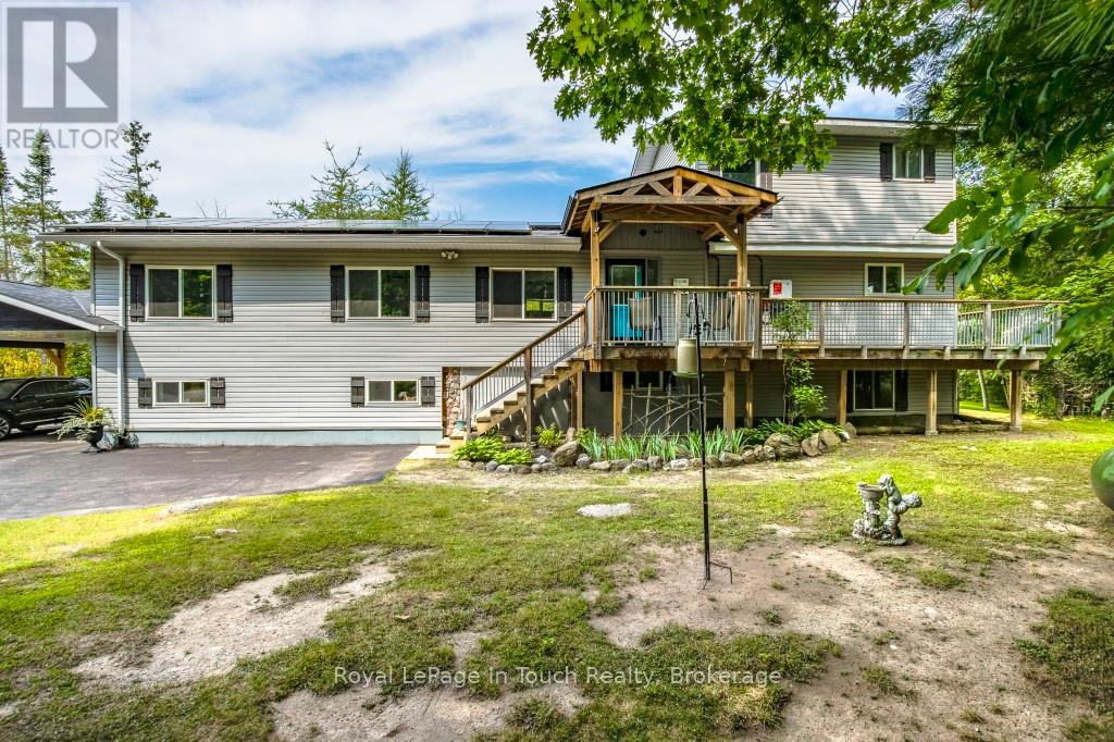36 Meadows Avenue, Tay, Ontario  L0K 2C0 - Photo 5 - S12241321