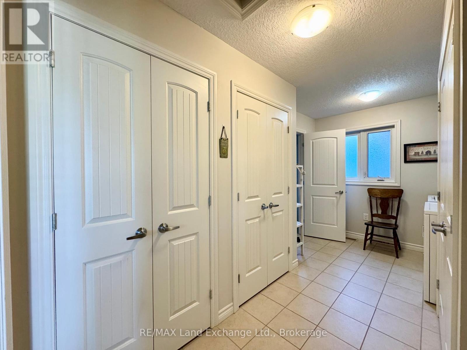 246 Stickel Street, Saugeen Shores, Ontario  N0H 2C1 - Photo 10 - X12241288
