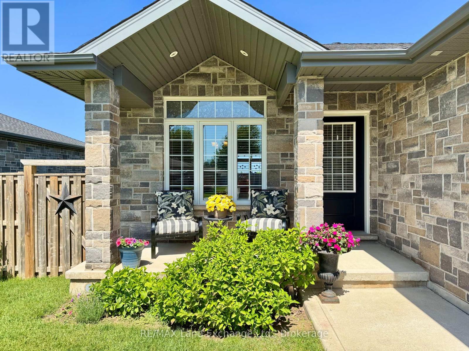 246 Stickel Street, Saugeen Shores, Ontario  N0H 2C1 - Photo 25 - X12241288