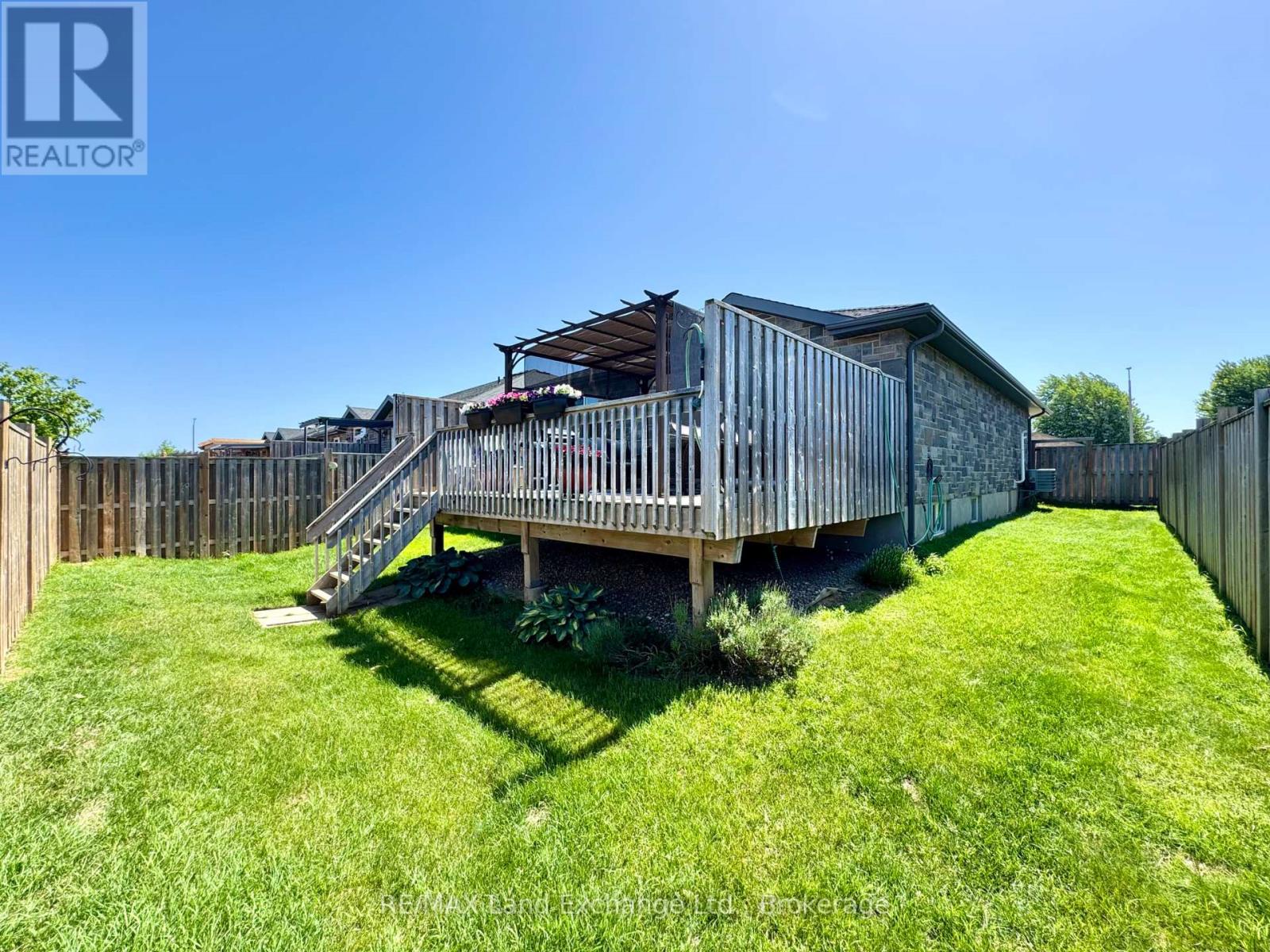 246 Stickel Street, Saugeen Shores, Ontario  N0H 2C1 - Photo 30 - X12241288