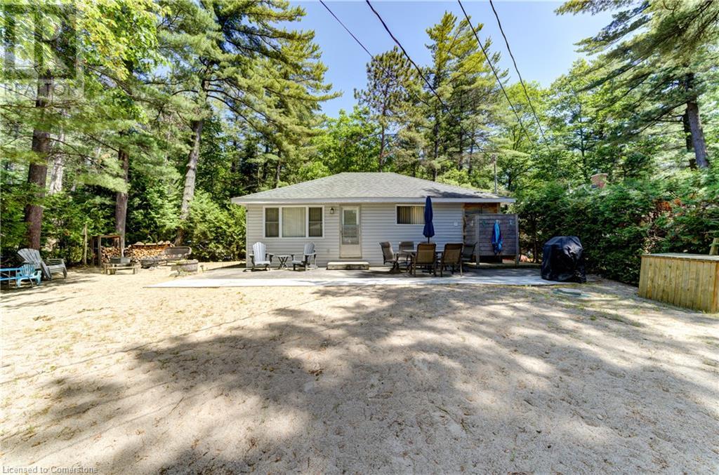 35 LAKESIDE Drive, Tiny, Ontario