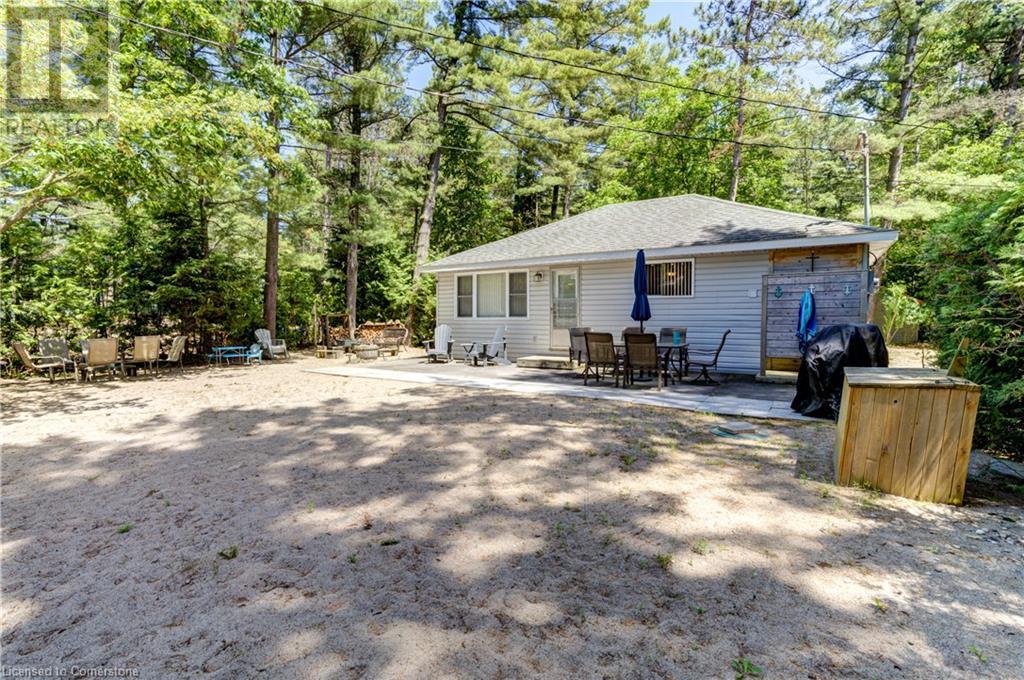 35 Lakeside Drive, Tiny, Ontario  L0L 2T0 - Photo 3 - 40742861