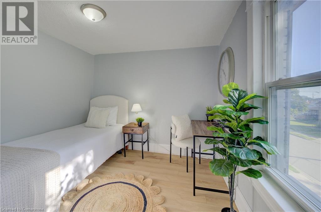 63 Brook Street Unit# Upper, Cambridge, Ontario  N1R 4C4 - Photo 12 - 40743707
