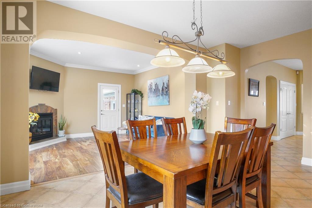 827 Birchmount Drive, Waterloo, Ontario  N2V 2R3 - Photo 14 - 40744099