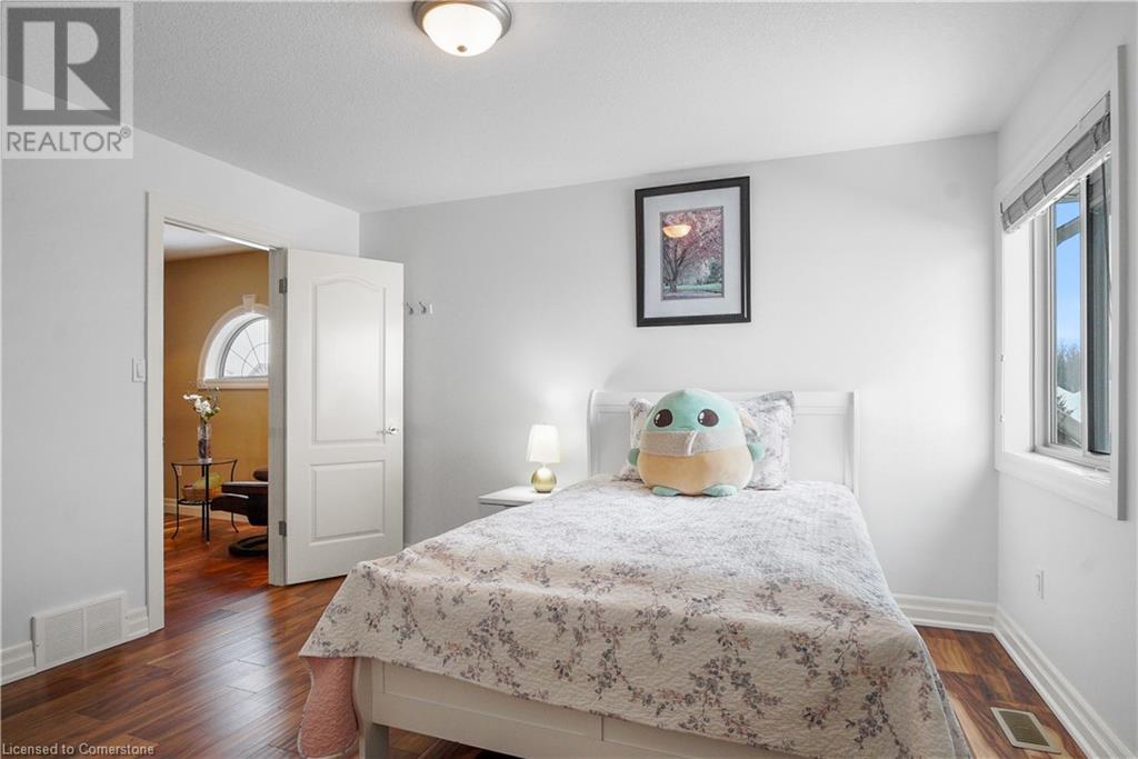 827 Birchmount Drive, Waterloo, Ontario  N2V 2R3 - Photo 29 - 40744099