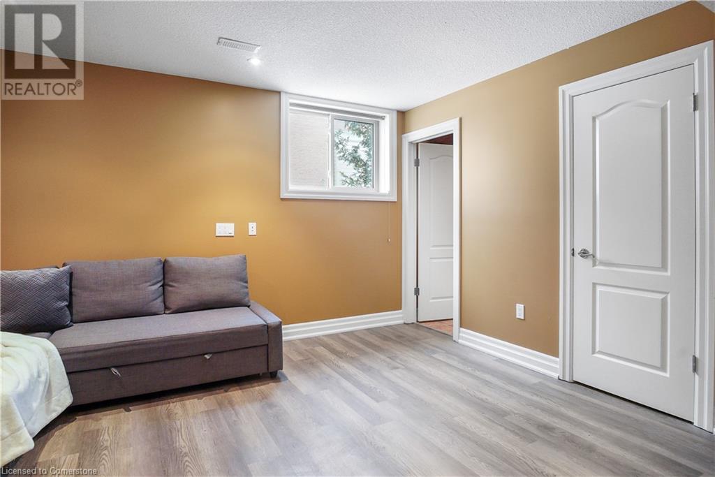 827 Birchmount Drive, Waterloo, Ontario  N2V 2R3 - Photo 32 - 40744099