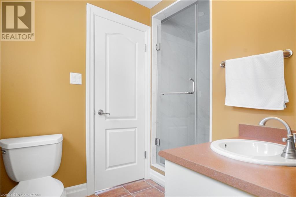 827 Birchmount Drive, Waterloo, Ontario  N2V 2R3 - Photo 34 - 40744099