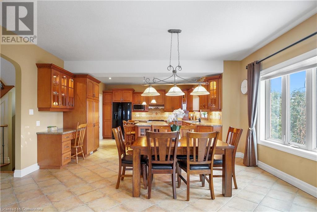 827 Birchmount Drive, Waterloo, Ontario  N2V 2R3 - Photo 9 - 40744099