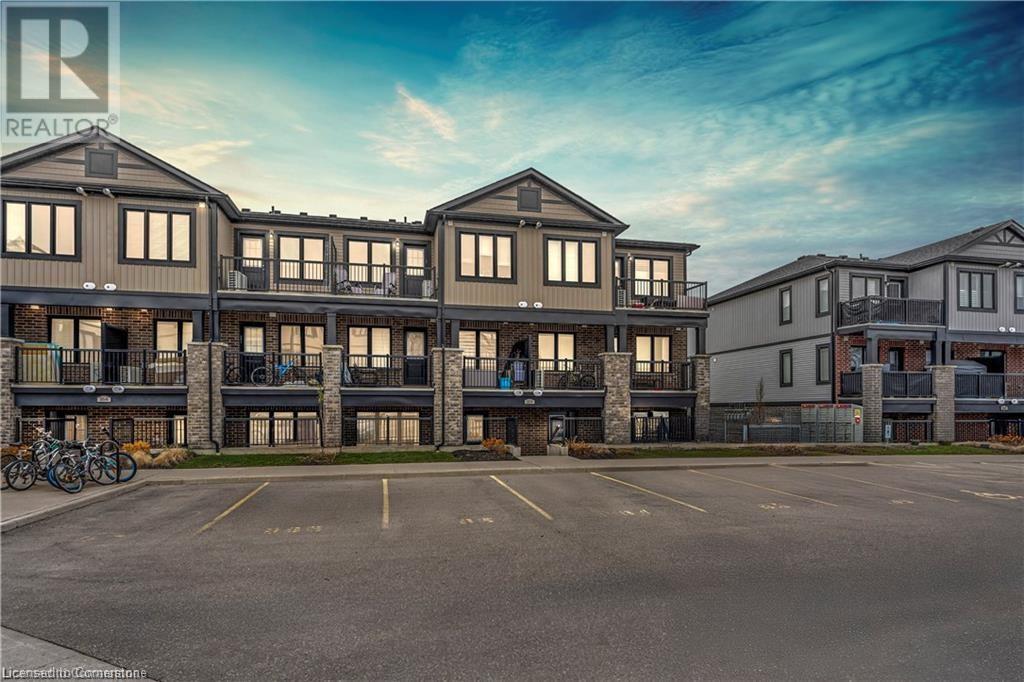 166 ROCHEFORT Street Unit# E, Kitchener, Ontario