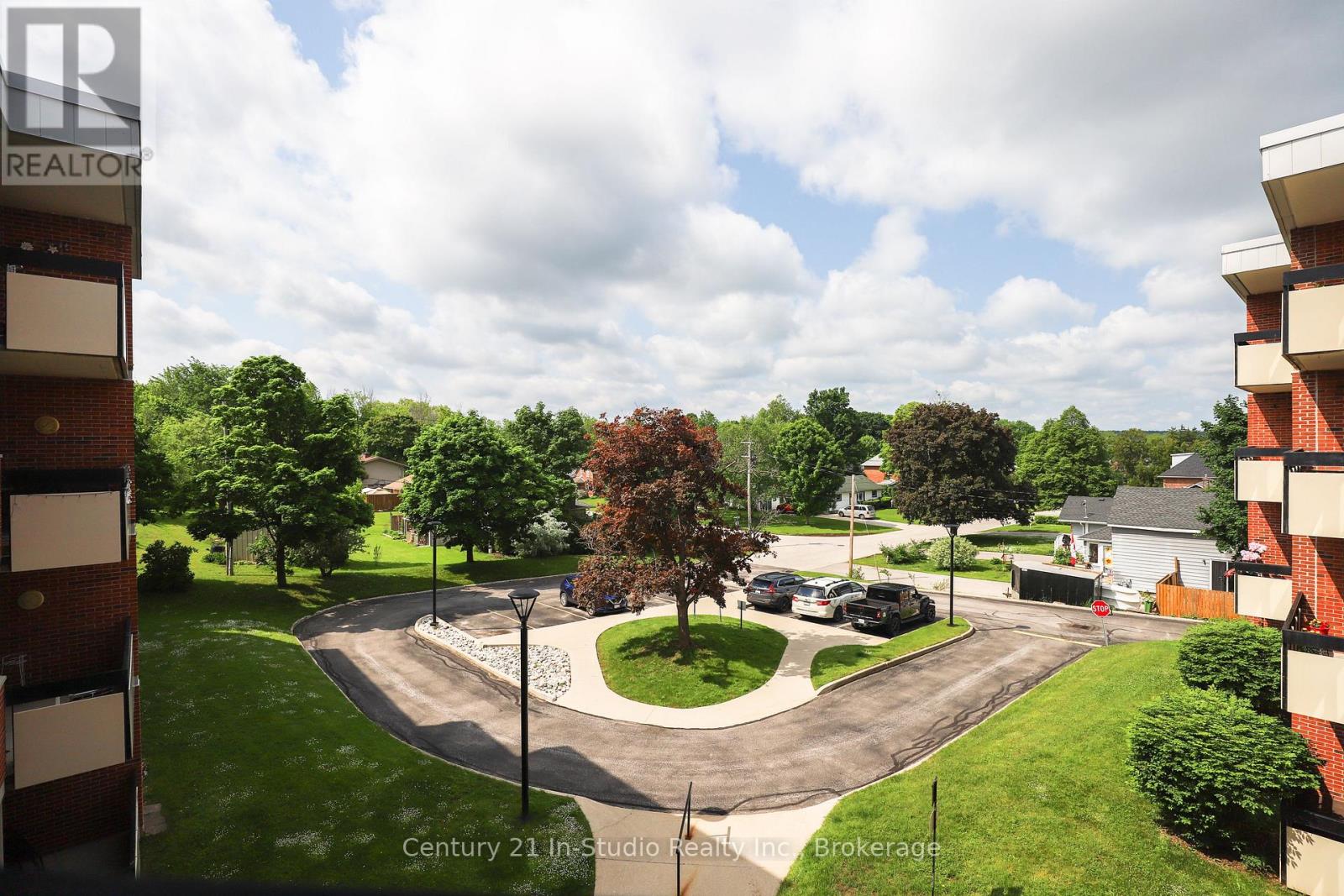 311 - 860 9 Street E, Owen Sound, Ontario  N4K 1R2 - Photo 19 - X12241407