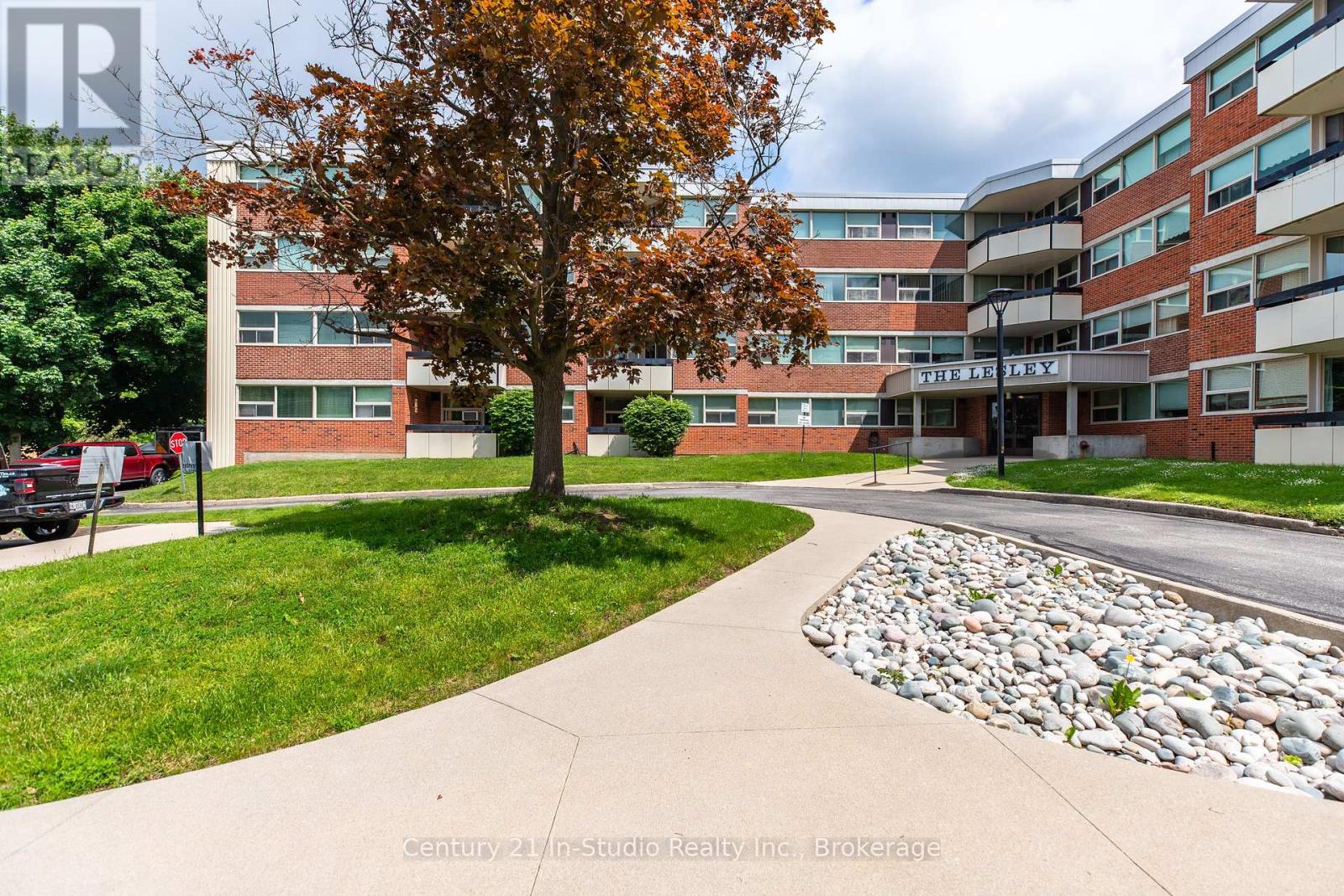 311 - 860 9 Street E, Owen Sound, Ontario  N4K 1R2 - Photo 4 - X12241407