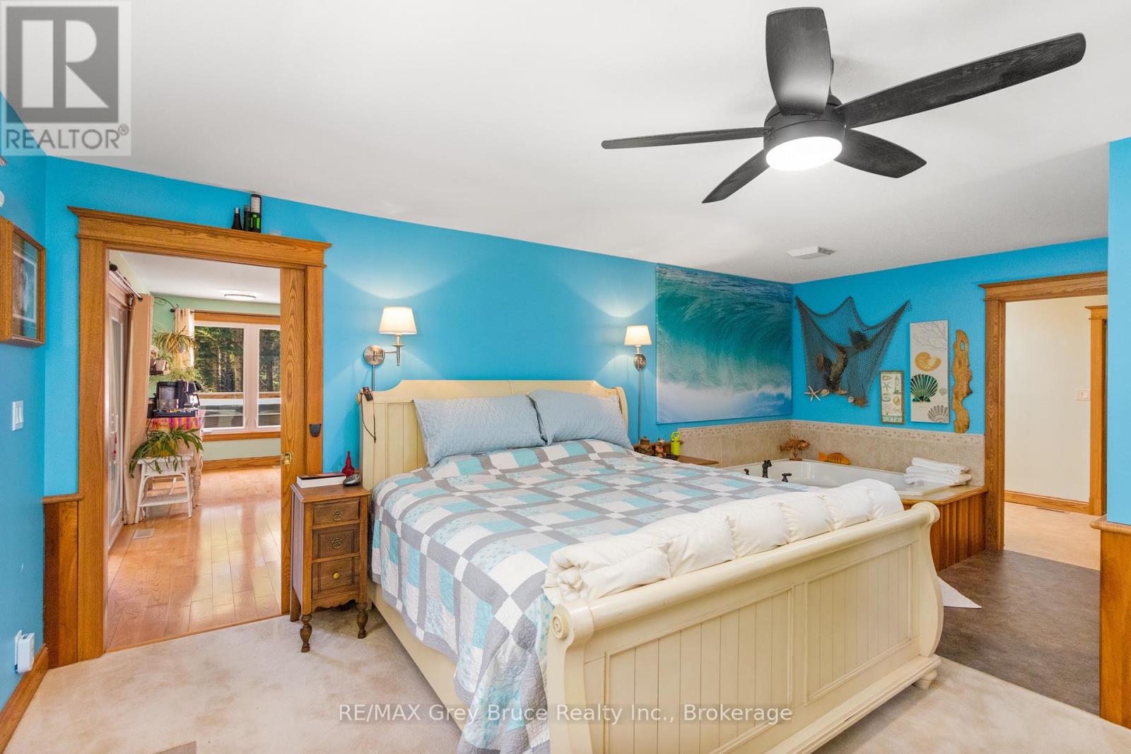 33 Woodstock Avenue, Northern Bruce Peninsula, Ontario  N0H 2M0 - Photo 20 - X12241443