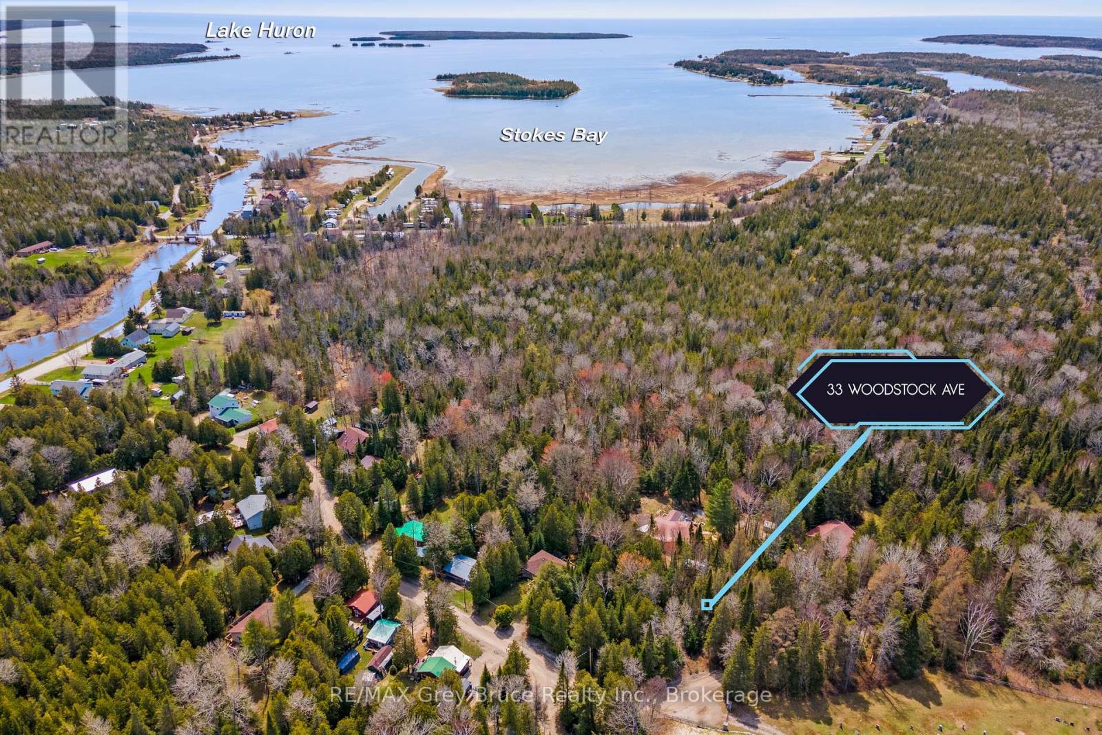 33 Woodstock Avenue, Northern Bruce Peninsula, Ontario  N0H 2M0 - Photo 48 - X12241443