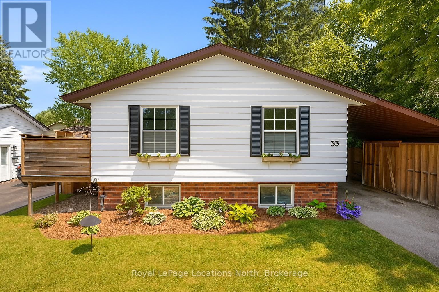 33 Blake Street, Meaford, Ontario  N4L 1E9 - Photo 1 - X12241516