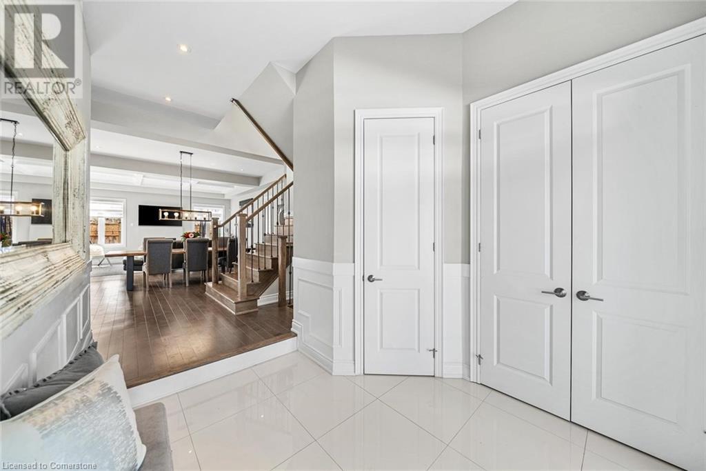 114 Waterview Common, Oakville, Ontario  L6L 0E7 - Photo 3 - 40744530