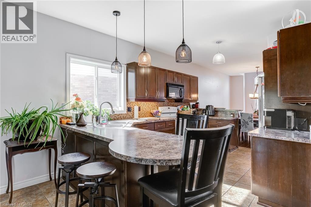 91 Candlewood Drive, Stoney Creek, Ontario  L8J 0A3 - Photo 10 - 40744566