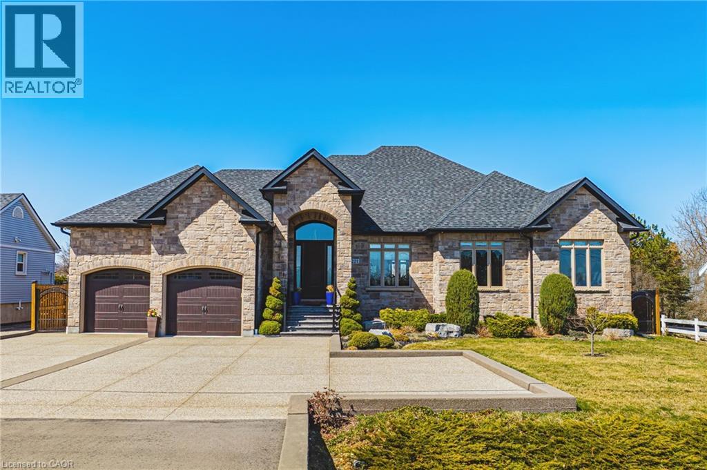 221 Glover Road, Stoney Creek, Ontario  L8E 5H6 - Photo 2 - 40744350