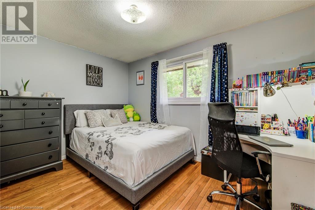 170 Martinglen Crescent, Kitchener, Ontario  N2E 2A2 - Photo 24 - 40740978