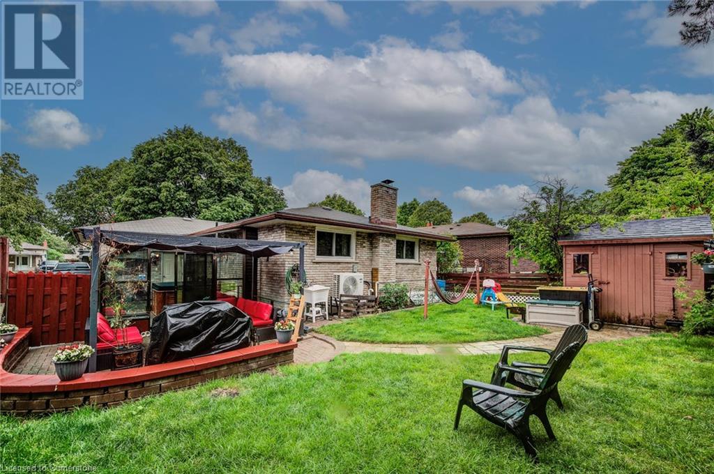 170 Martinglen Crescent, Kitchener, Ontario  N2E 2A2 - Photo 38 - 40740978
