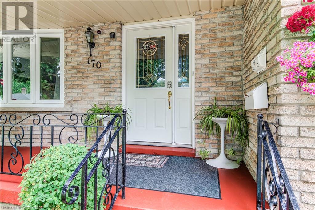 170 Martinglen Crescent, Kitchener, Ontario  N2E 2A2 - Photo 6 - 40740978