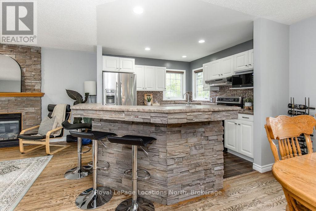 21 Robert Avenue, Collingwood, Ontario  L9Y 5N5 - Photo 16 - S12241714