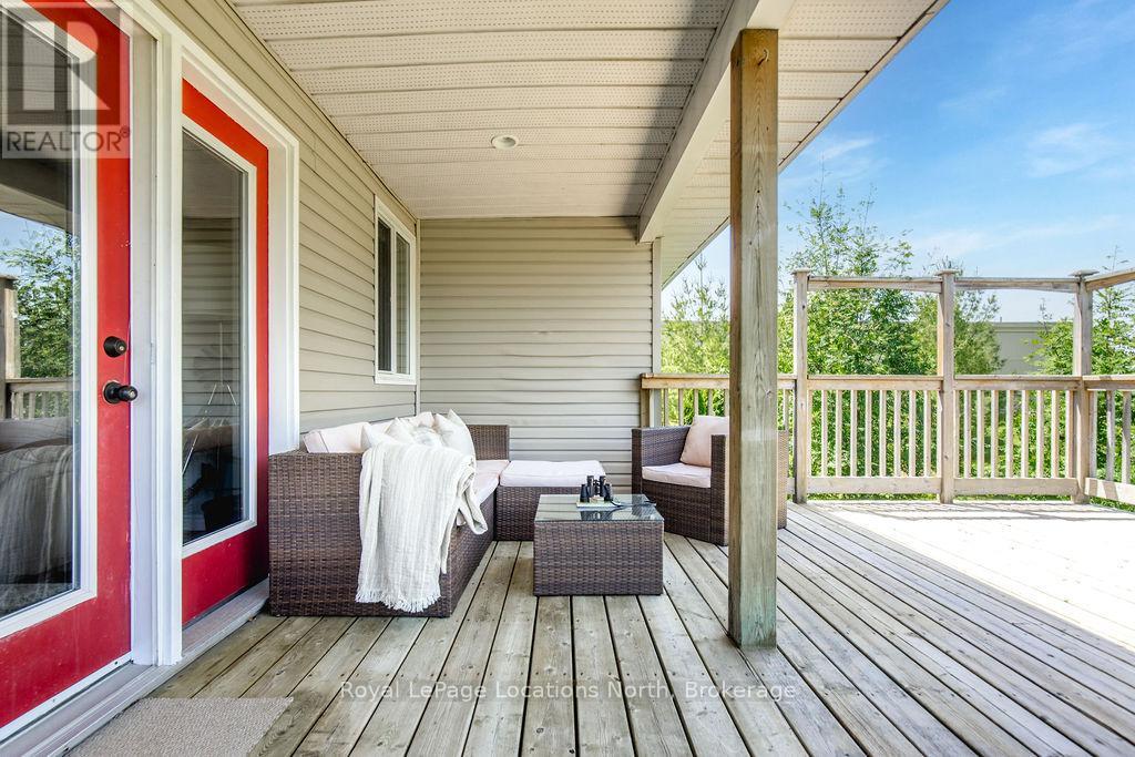21 Robert Avenue, Collingwood, Ontario  L9Y 5N5 - Photo 7 - S12241714