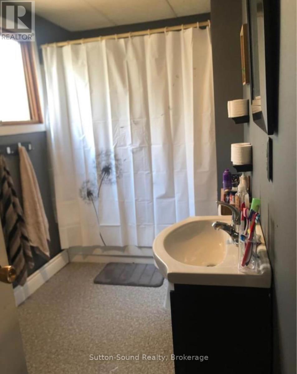 442 Berford Lake Road, South Bruce Peninsula, Ontario  N0H 2T0 - Photo 14 - X12241754