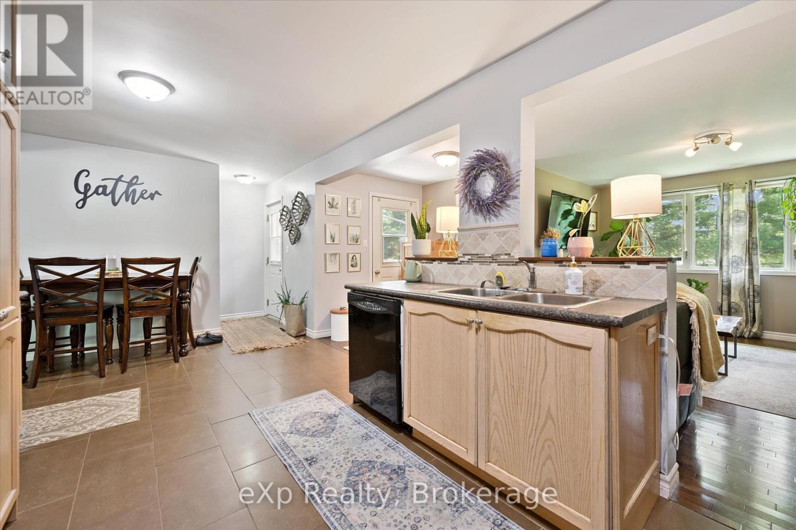 550 Elora Street, Centre Wellington, Ontario  N1M 1Y8 - Photo 13 - X12241765