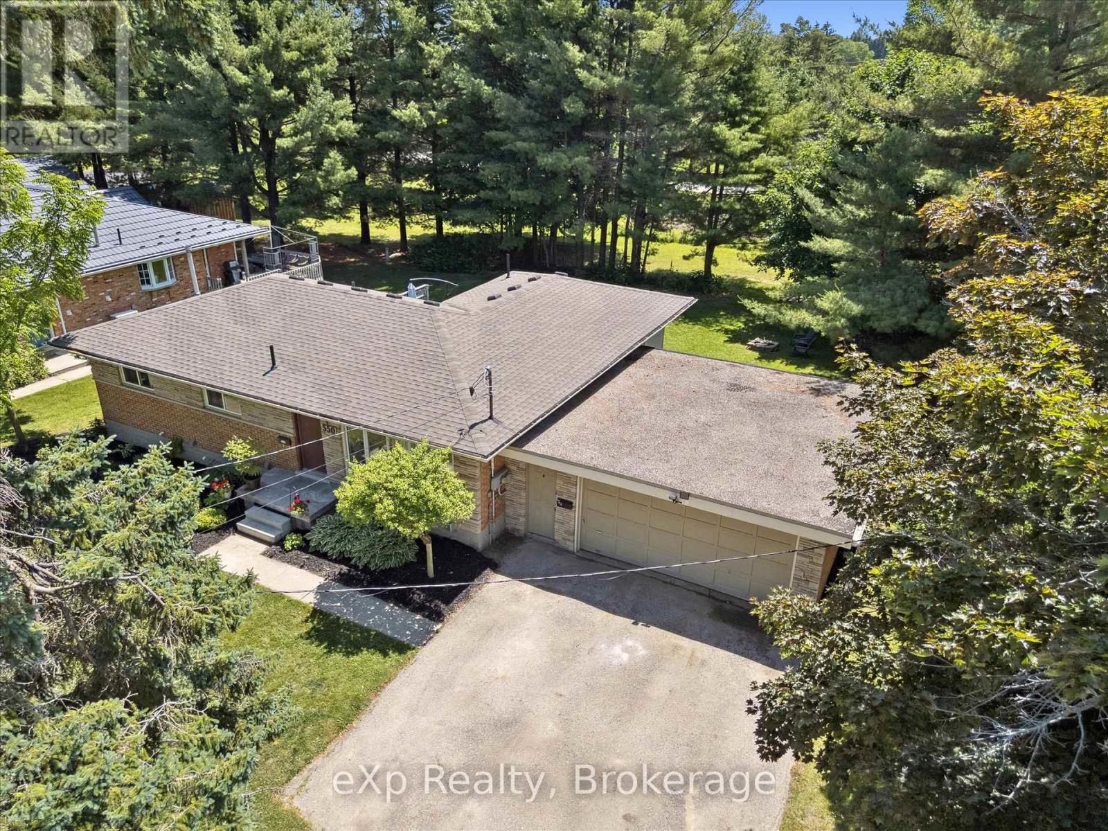 550 Elora Street, Centre Wellington, Ontario  N1M 1Y8 - Photo 2 - X12241765