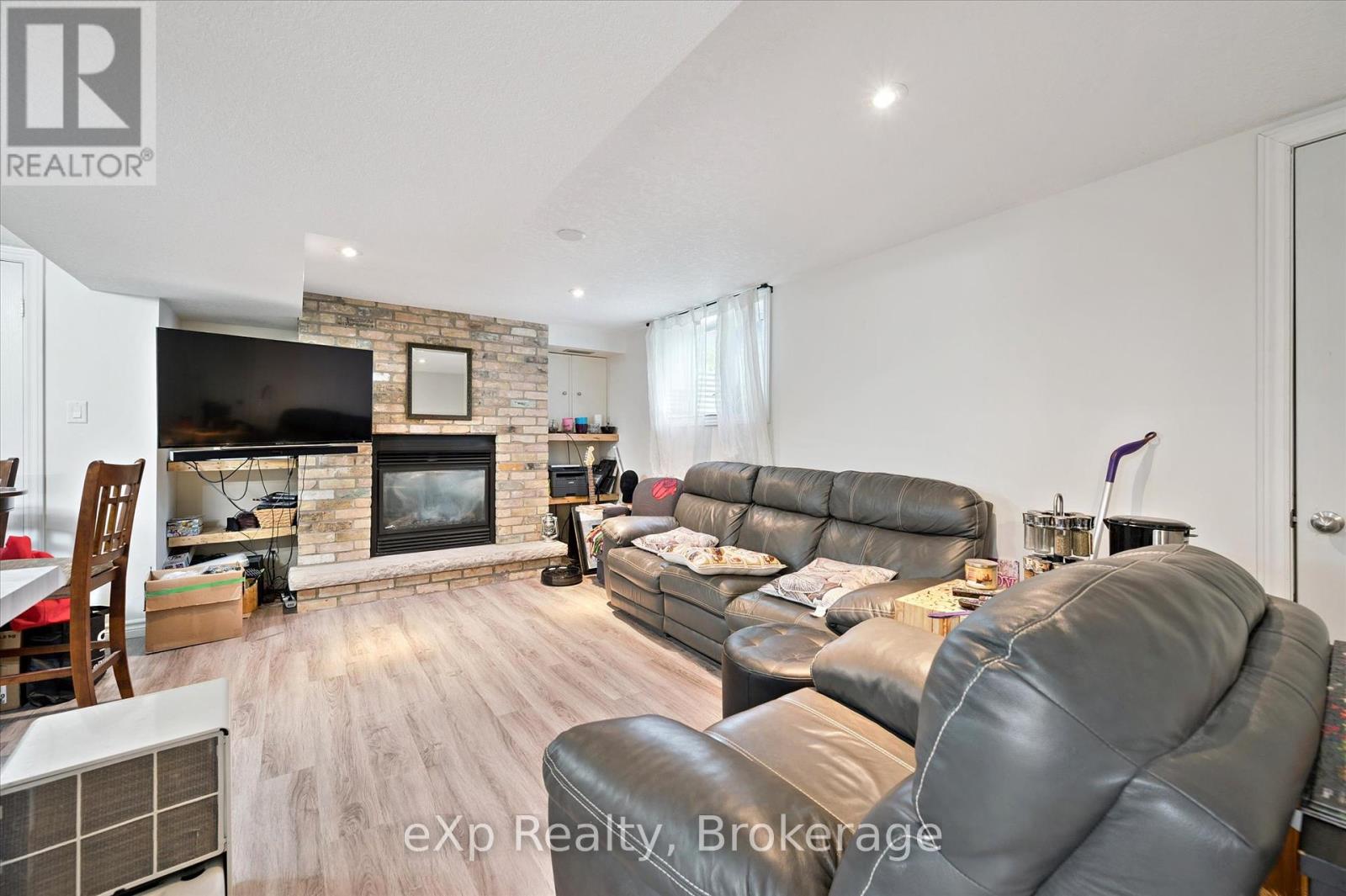 550 Elora Street, Centre Wellington, Ontario  N1M 1Y8 - Photo 32 - X12241765