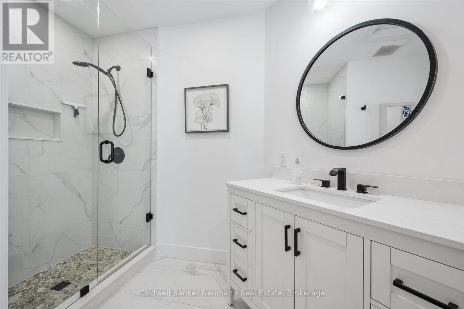 1 Creighton Avenue, Guelph, Ontario  N1E 0G8 - Photo 34 - X12241809