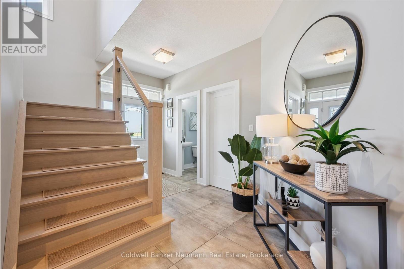 1 Creighton Avenue, Guelph, Ontario  N1E 0G8 - Photo 4 - X12241809