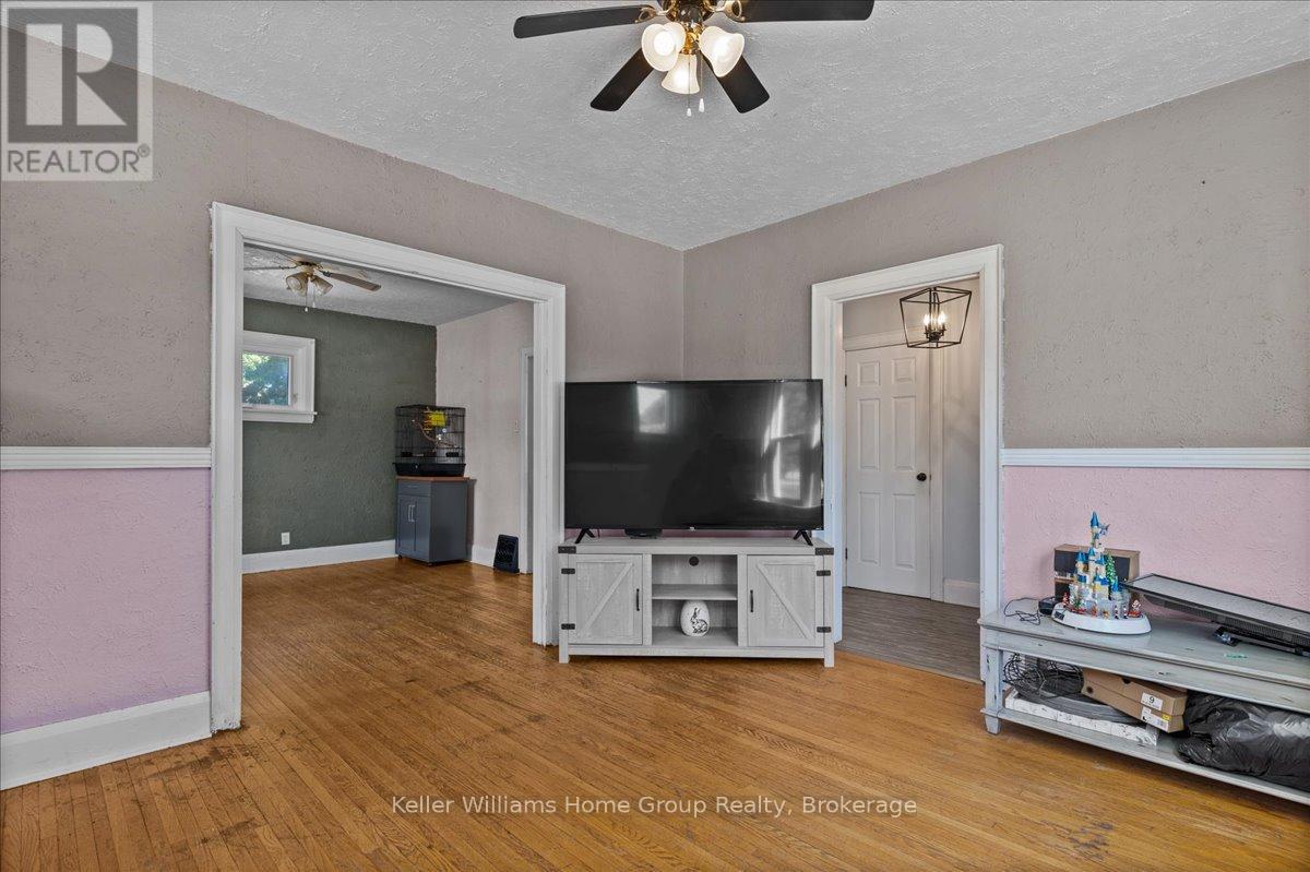 138 Frederick Street E, Wellington North, Ontario  N0G 1A0 - Photo 7 - X12241829