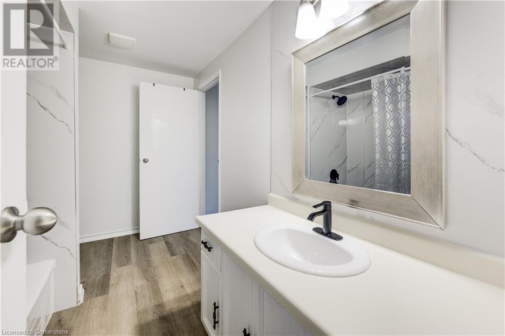195 Denistoun Street Unit# 225, Welland, Ontario  L3C 6P1 - Photo 14 - 40744309