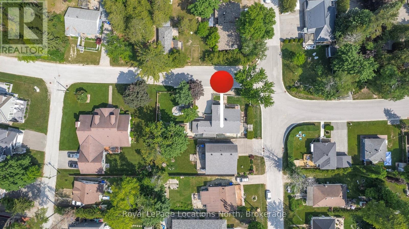 1849 Shore Lane, Wasaga Beach, Ontario  L9Z 1V2 - Photo 2 - S12241862