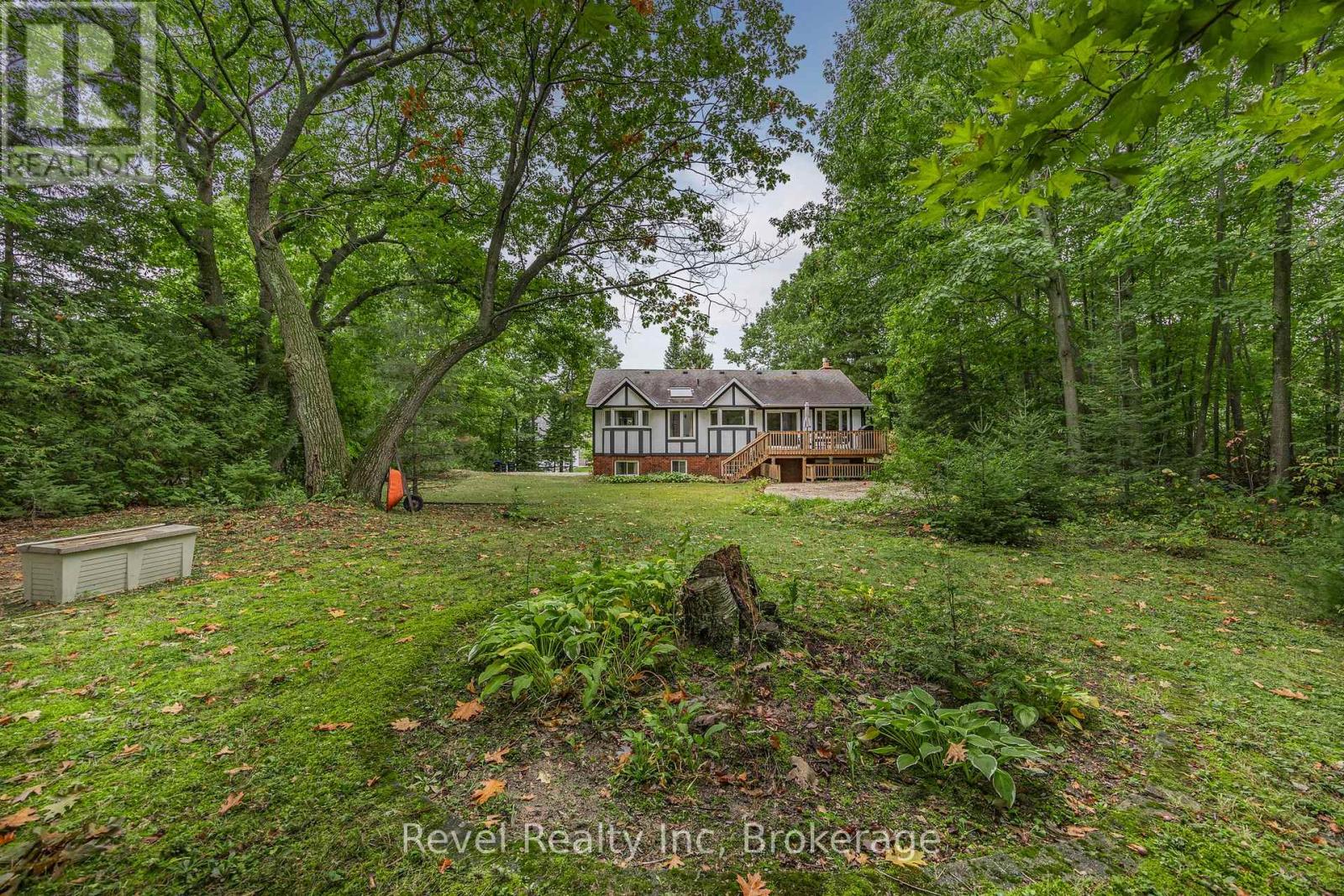 49 Birchwood Trail, Wasaga Beach, Ontario  L9Z 1B1 - Photo 12 - S12241912