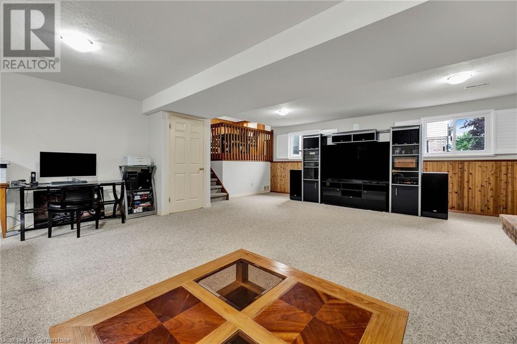 483 Northlake Drive, Waterloo, Ontario  N2V 2A4 - Photo 16 - 40744627