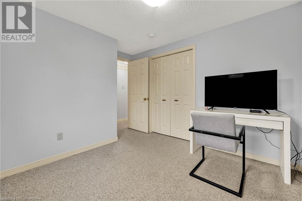 483 Northlake Drive, Waterloo, Ontario  N2V 2A4 - Photo 22 - 40744627