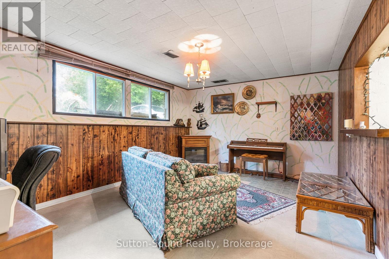 17 Front Street, South Bruce Peninsula, Ontario  N0H 1P0 - Photo 22 - X12241890